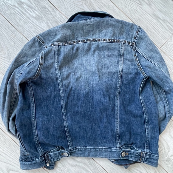 Gap jean jacket - Picture 3 of 3